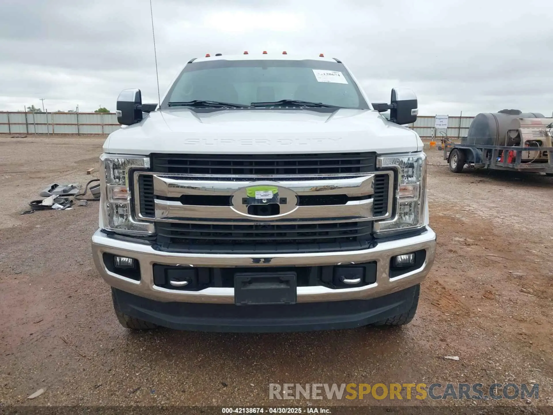 13 Photograph of a damaged car 1FT7W2BT9KEC61942 FORD F-250 2019