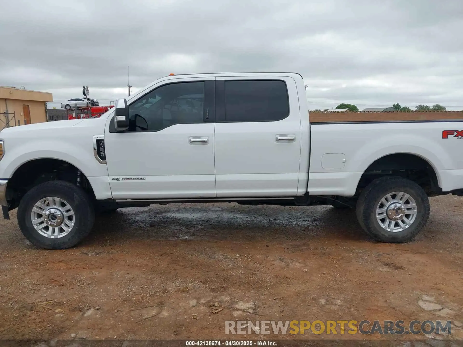 15 Photograph of a damaged car 1FT7W2BT9KEC61942 FORD F-250 2019