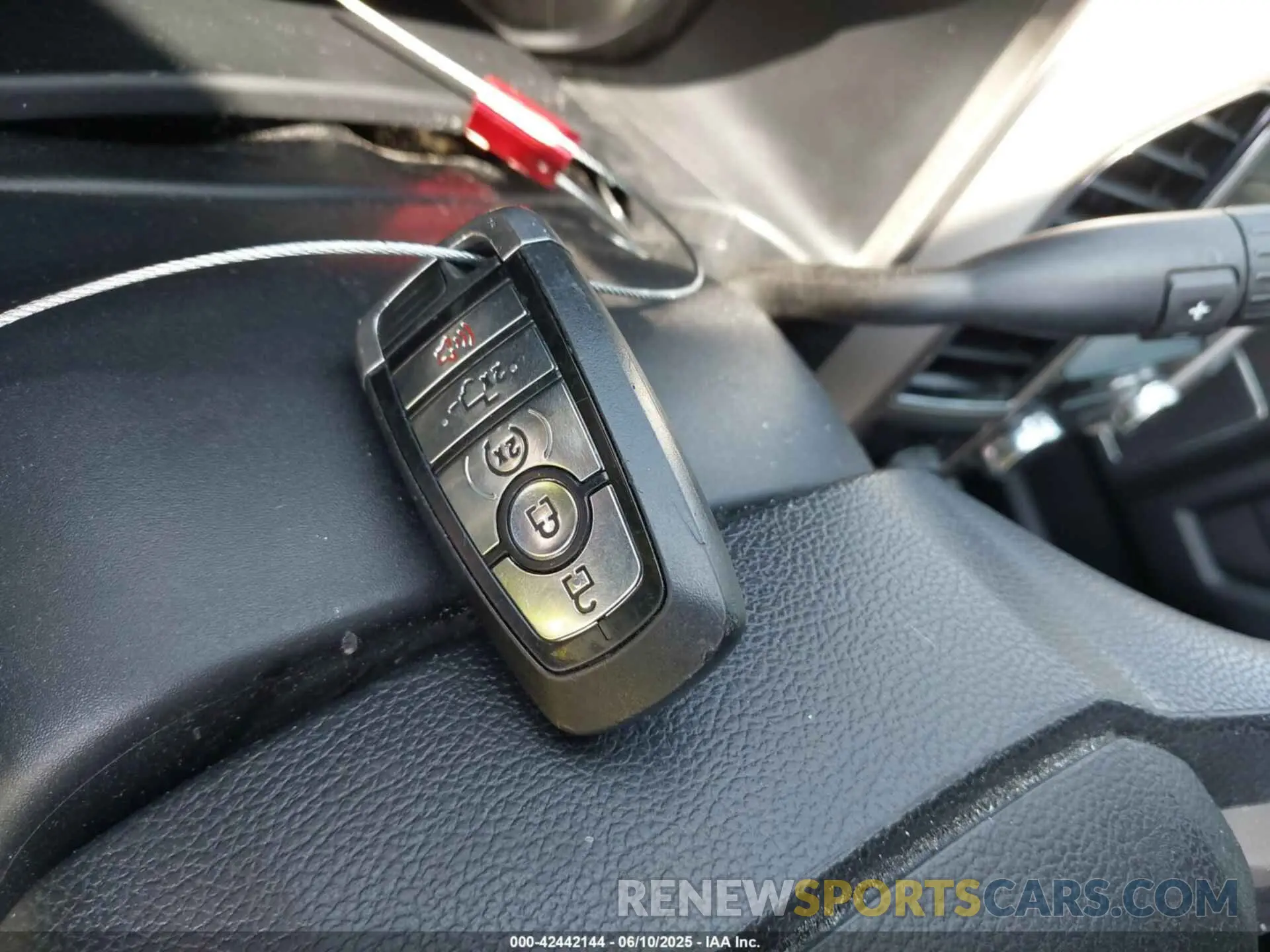11 Photograph of a damaged car 1FT7W2BT9KED11352 FORD F-250 2019