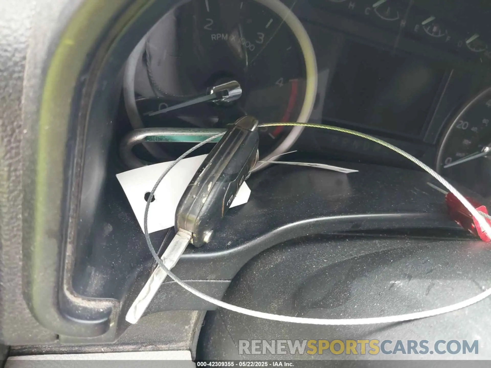 11 Photograph of a damaged car 1FT7W2BT9KEE35217 FORD F-250 2019