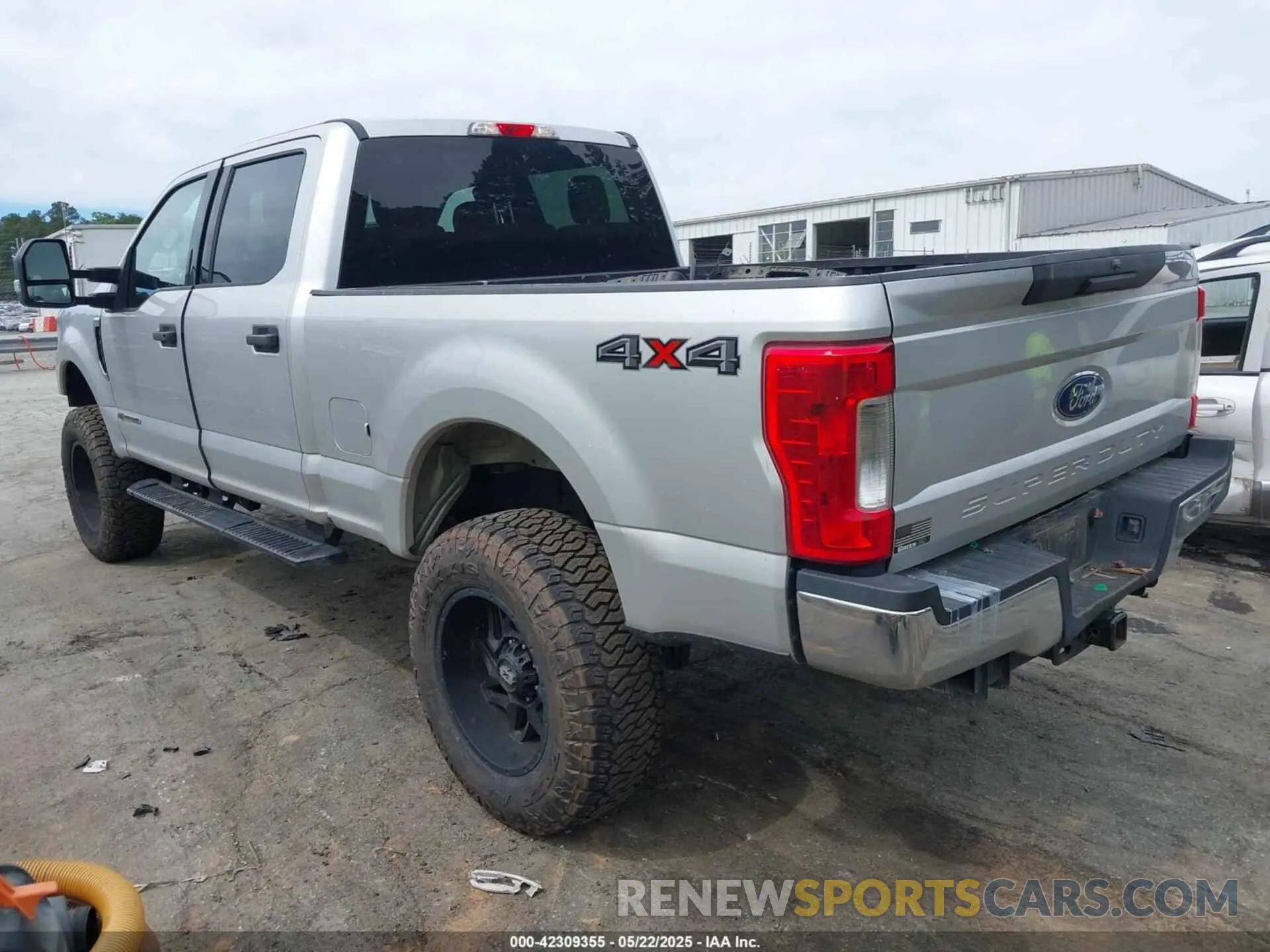3 Photograph of a damaged car 1FT7W2BT9KEE35217 FORD F-250 2019