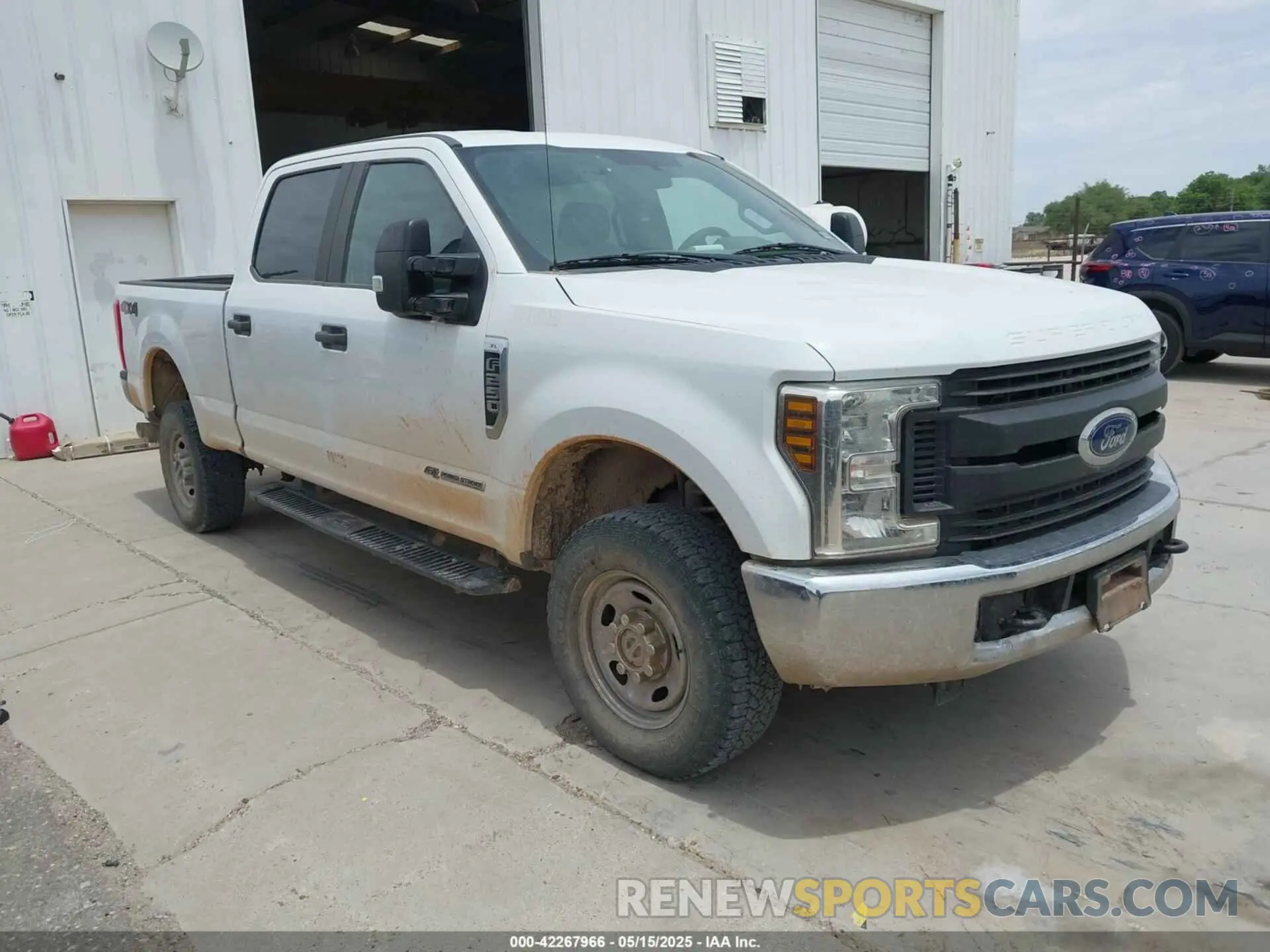 1 Photograph of a damaged car 1FT7W2BTXKEC10594 FORD F-250 2019