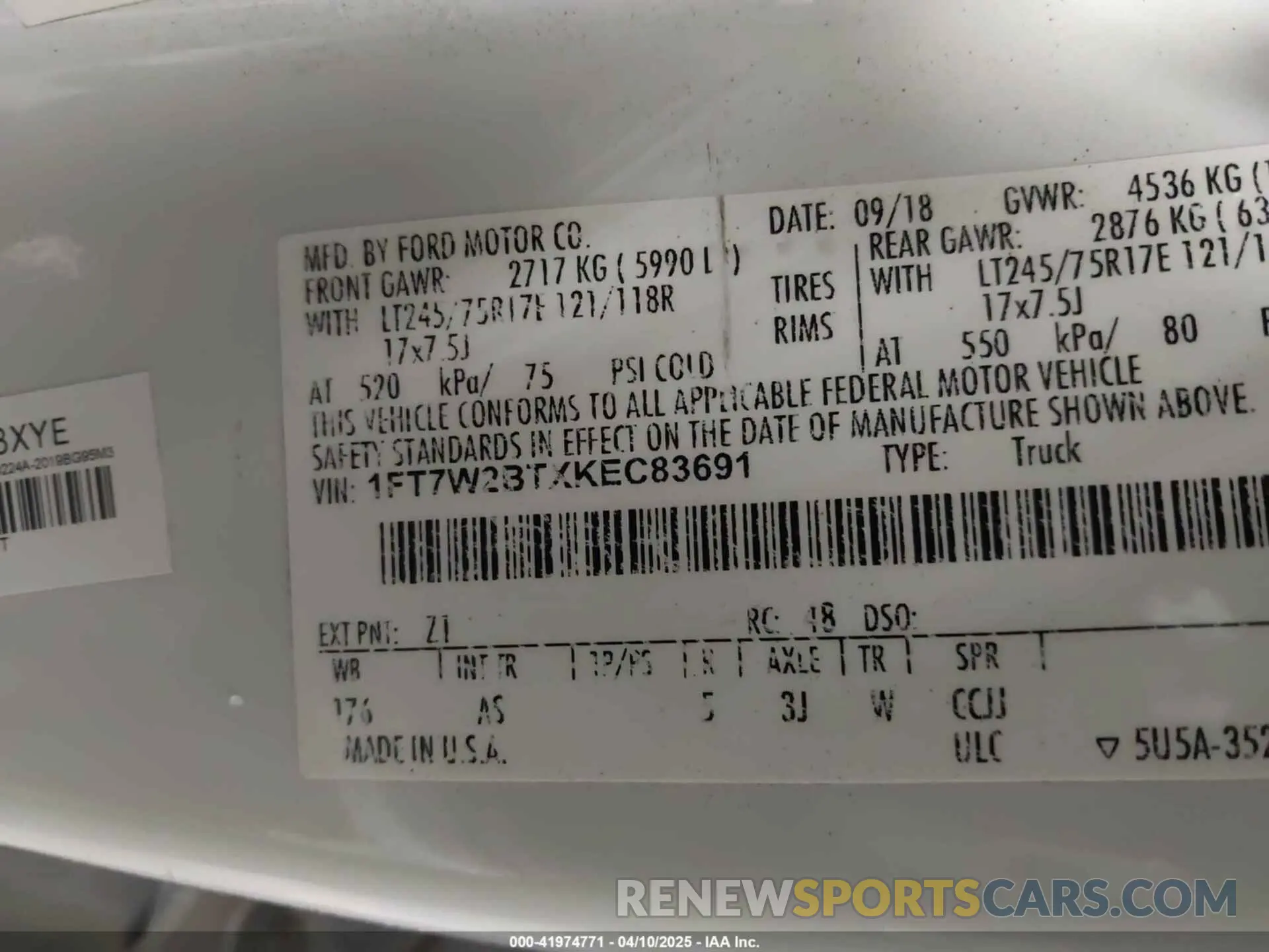 9 Photograph of a damaged car 1FT7W2BTXKEC83691 FORD F-250 2019