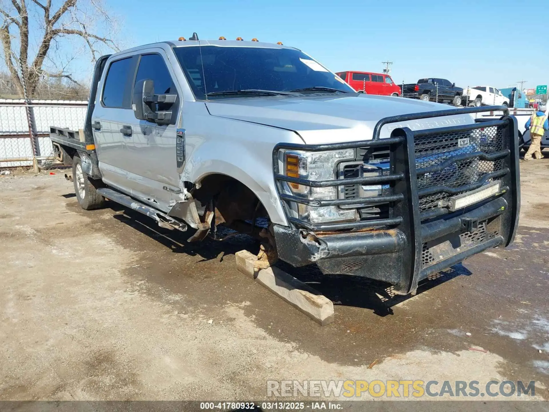 1 Photograph of a damaged car 1FT7W2BTXKEE11458 FORD F-250 2019