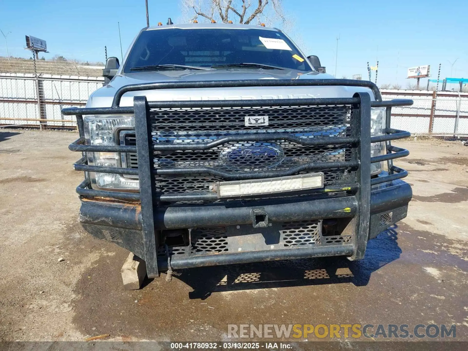 13 Photograph of a damaged car 1FT7W2BTXKEE11458 FORD F-250 2019