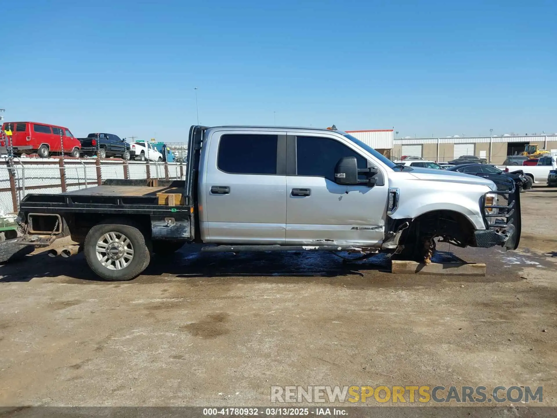 14 Photograph of a damaged car 1FT7W2BTXKEE11458 FORD F-250 2019