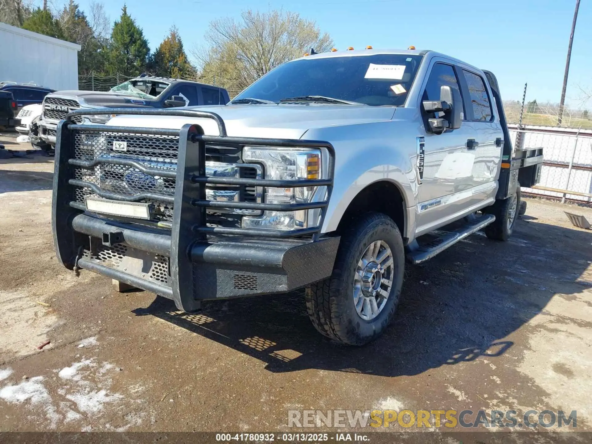 2 Photograph of a damaged car 1FT7W2BTXKEE11458 FORD F-250 2019
