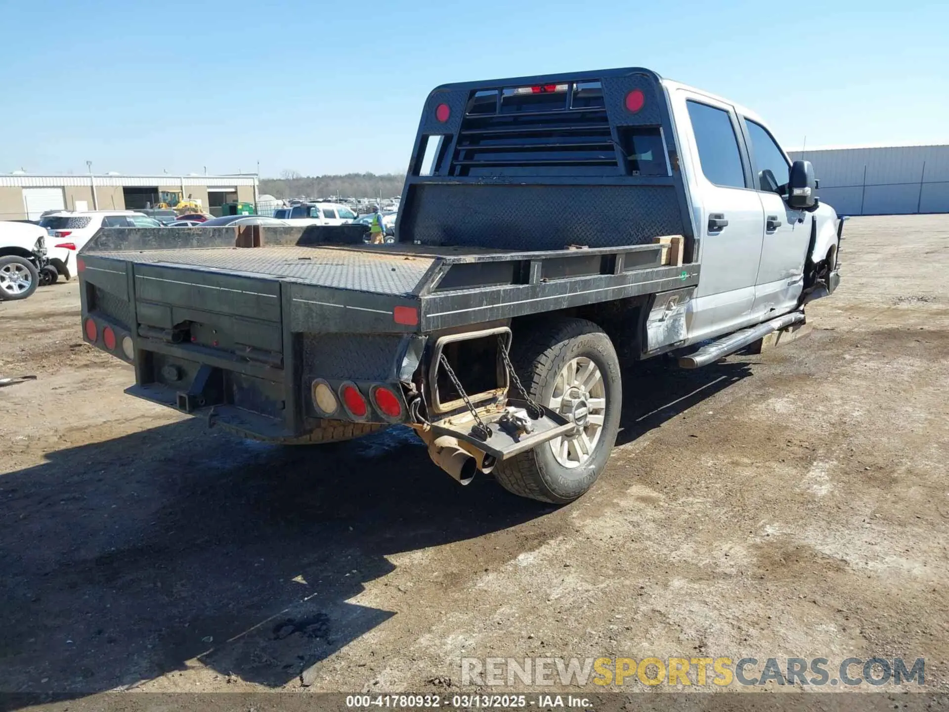 4 Photograph of a damaged car 1FT7W2BTXKEE11458 FORD F-250 2019