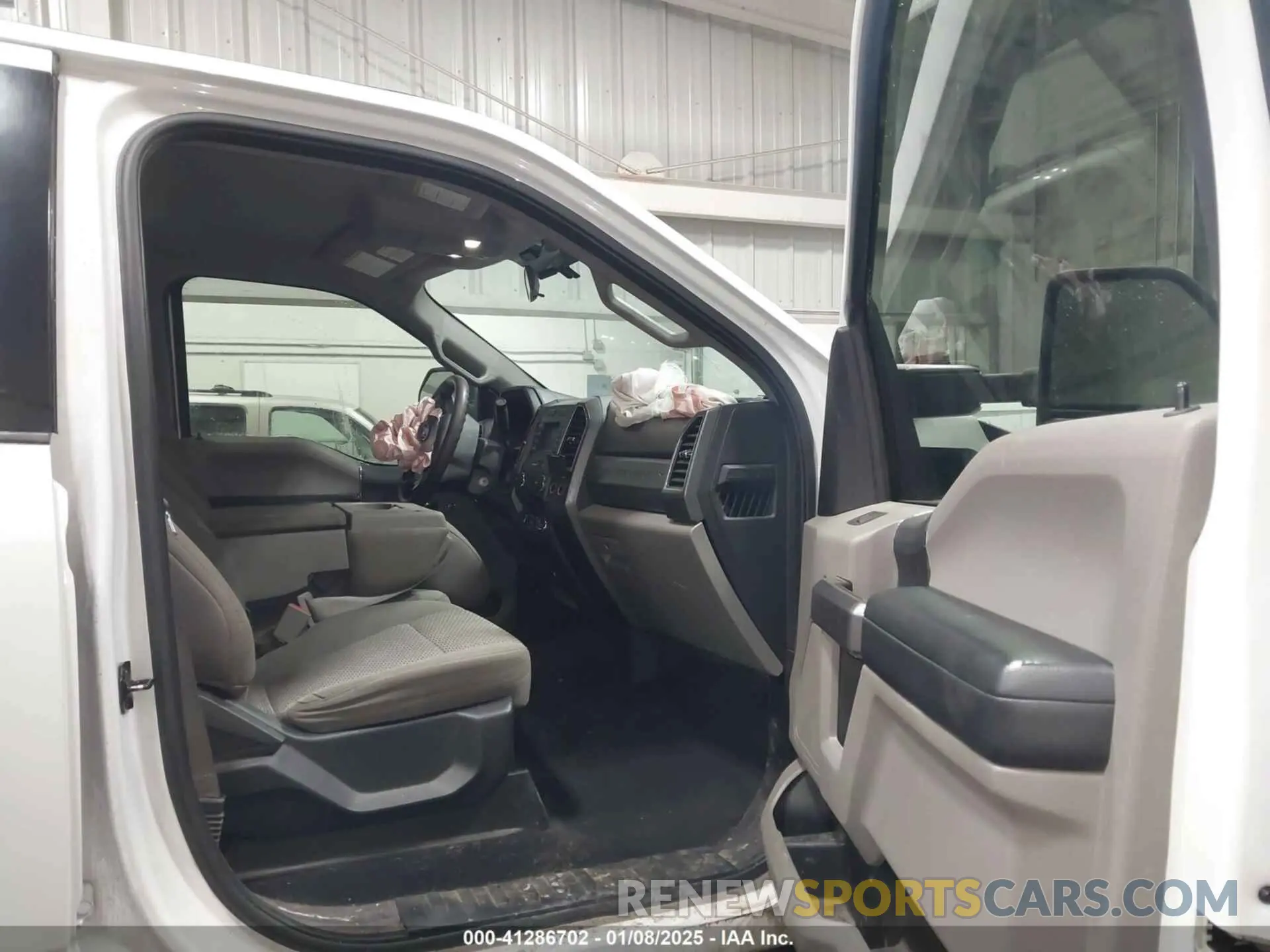 5 Photograph of a damaged car 1FT7W2BTXKEE56187 FORD F-250 2019