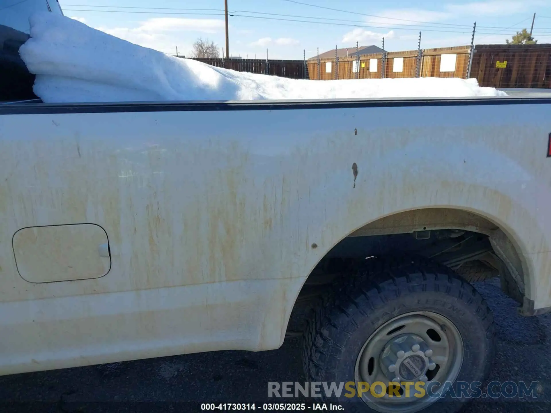 6 Photograph of a damaged car 1FT7X2B60KEF82968 FORD F-250 2019