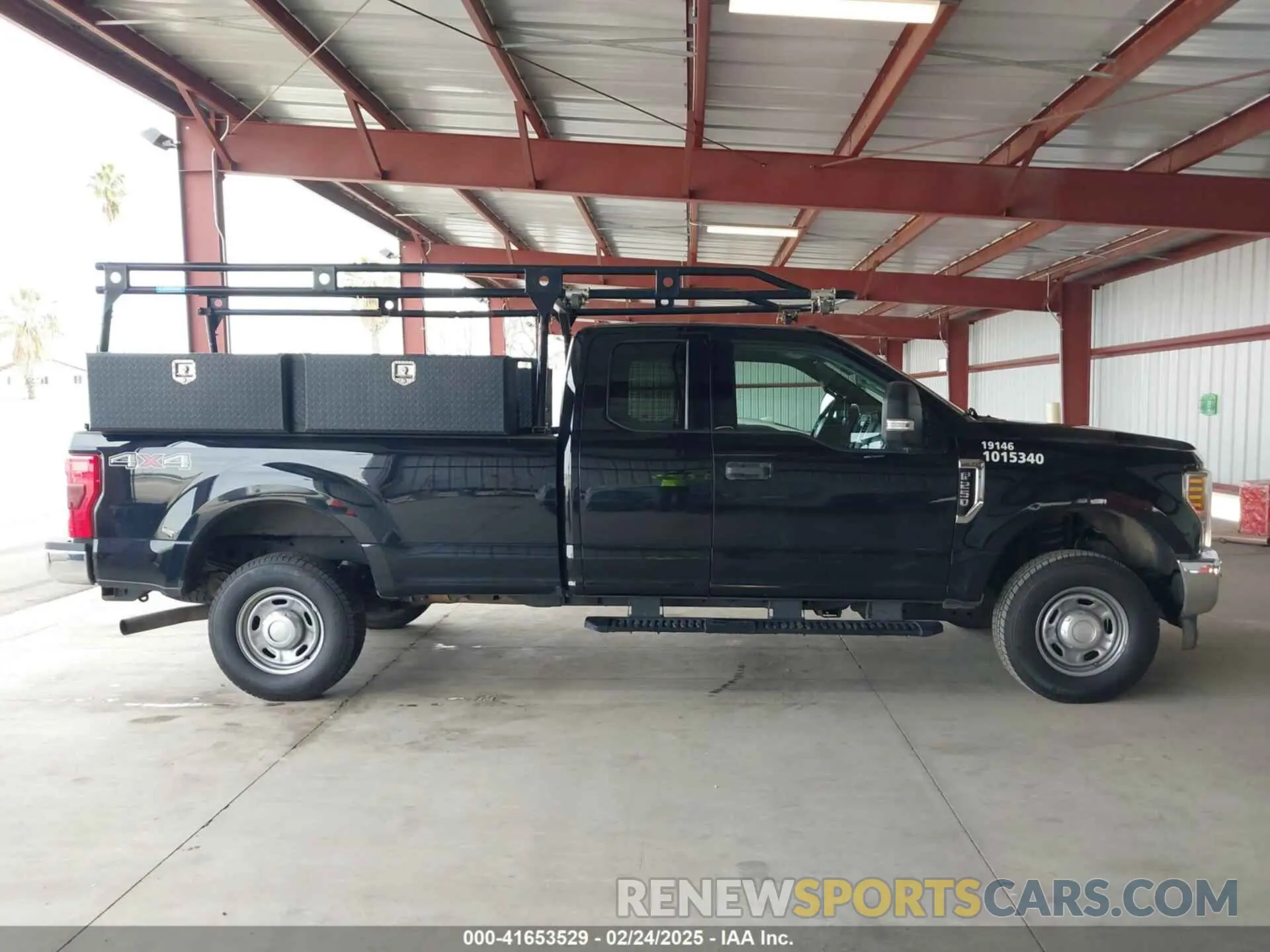 13 Photograph of a damaged car 1FT7X2B60KEF84574 FORD F-250 2019