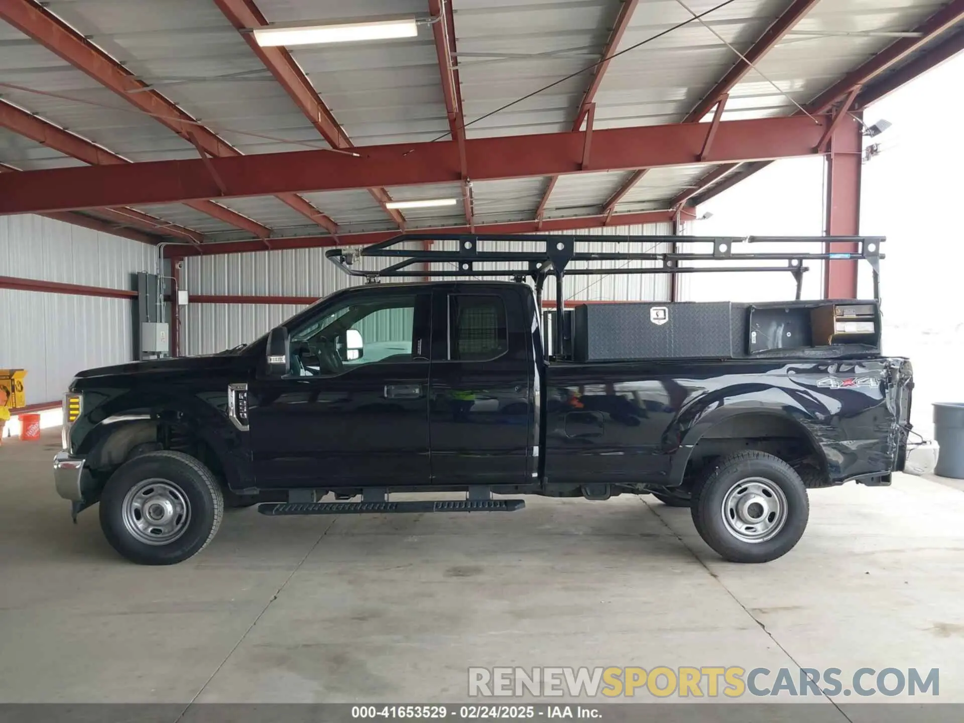 14 Photograph of a damaged car 1FT7X2B60KEF84574 FORD F-250 2019