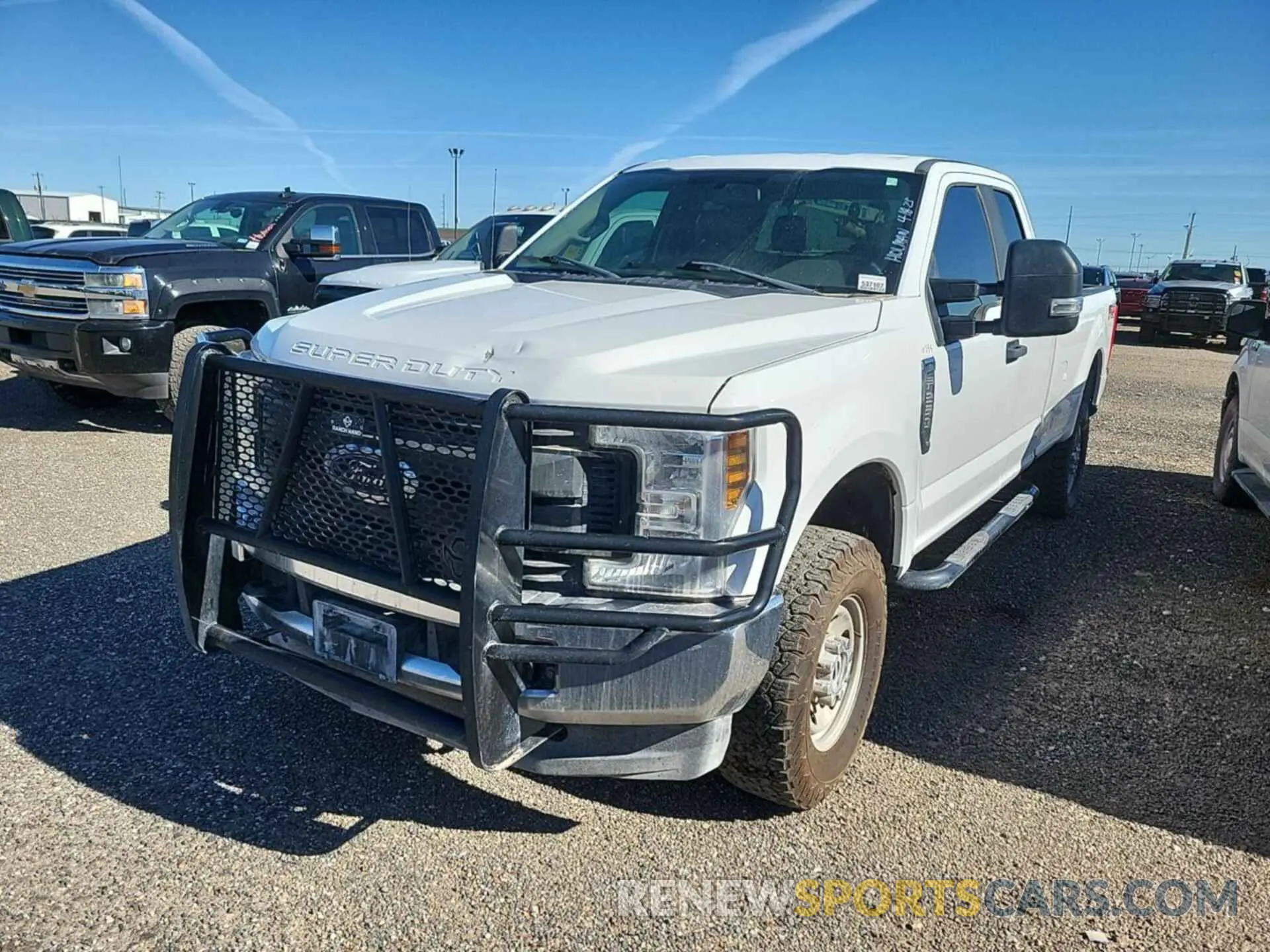 4 Photograph of a damaged car 1FT7X2B62KEC45296 FORD F-250 2019
