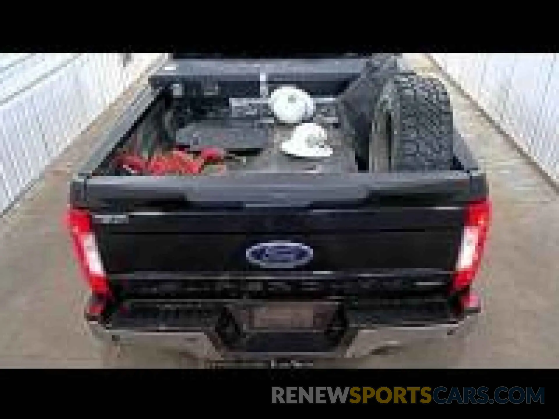 35 Photograph of a damaged car 1FT7X2B63KED15792 FORD F-250 2019