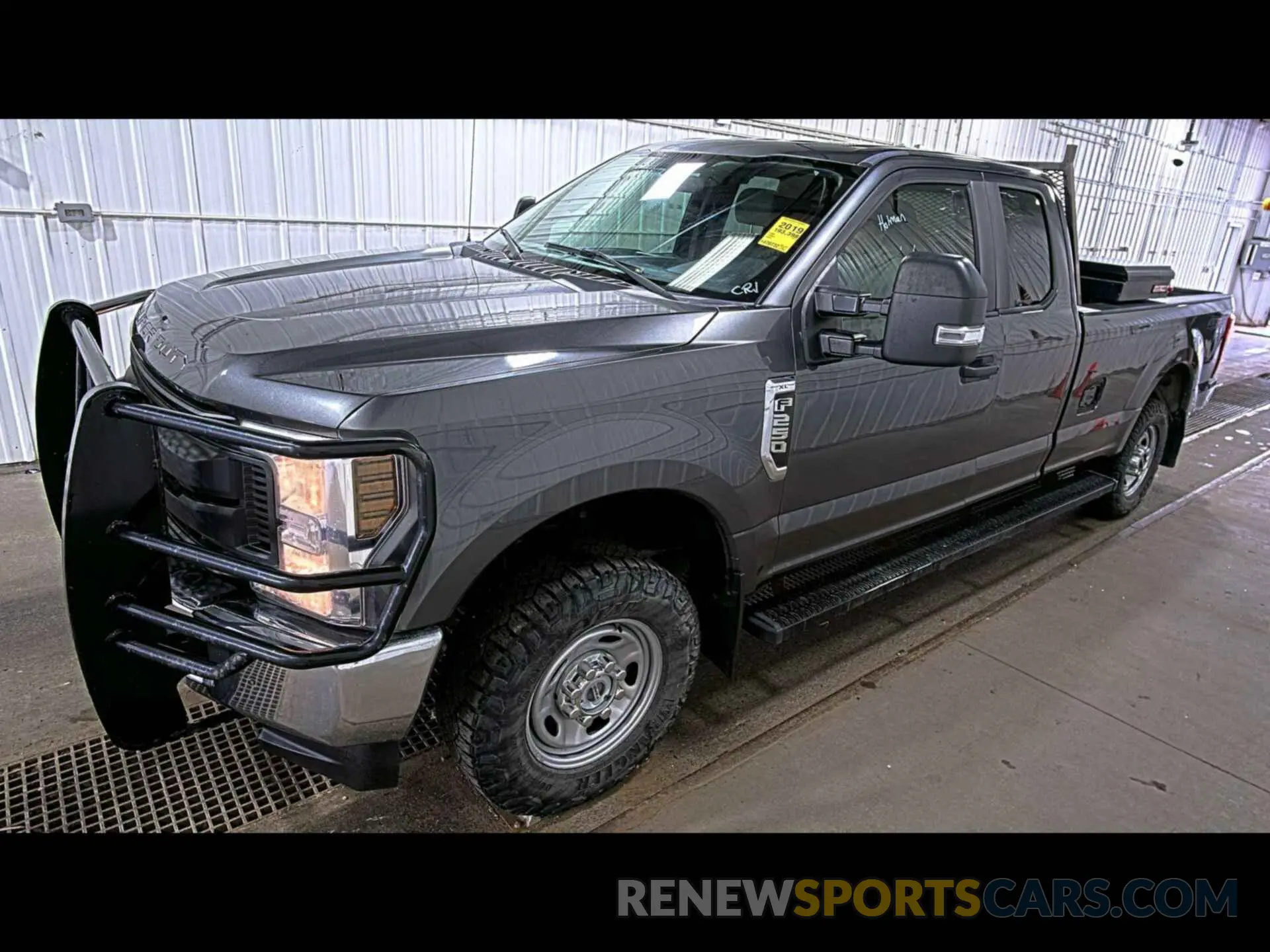 17 Photograph of a damaged car 1FT7X2B65KED15793 FORD F-250 2019