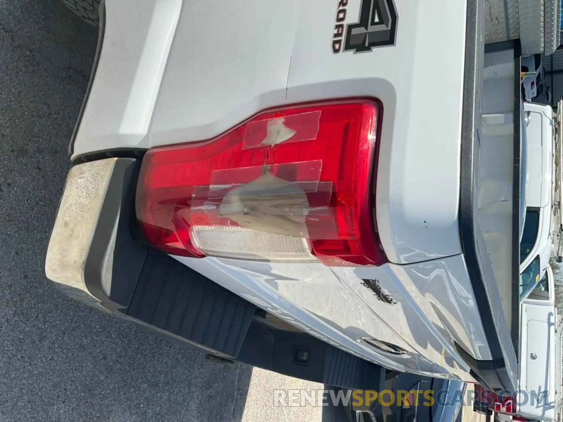 14 Photograph of a damaged car 1FT7X2B65KED39706 FORD F-250 2019