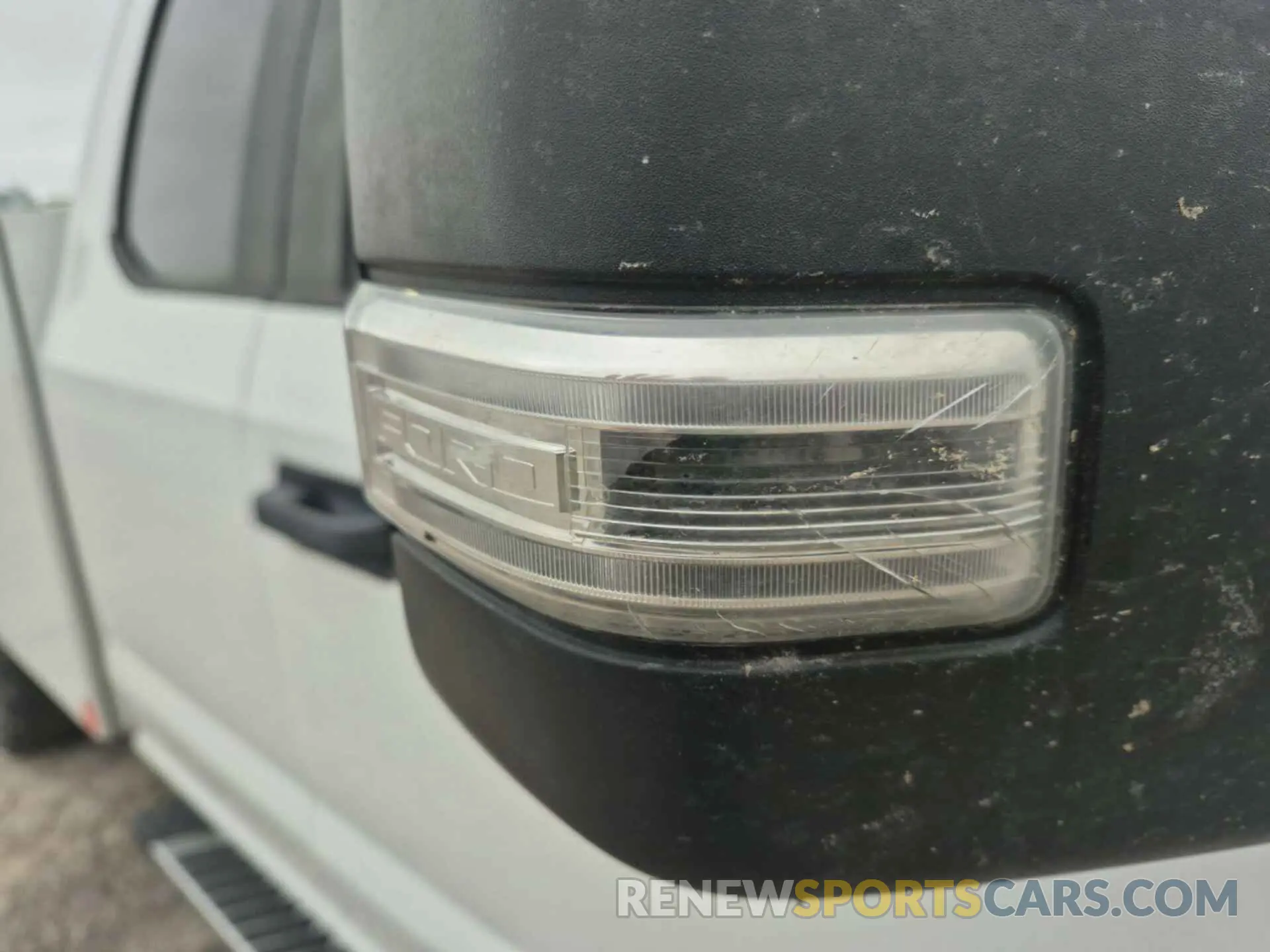 13 Photograph of a damaged car 1FT7X2B66KEE56940 FORD F-250 2019