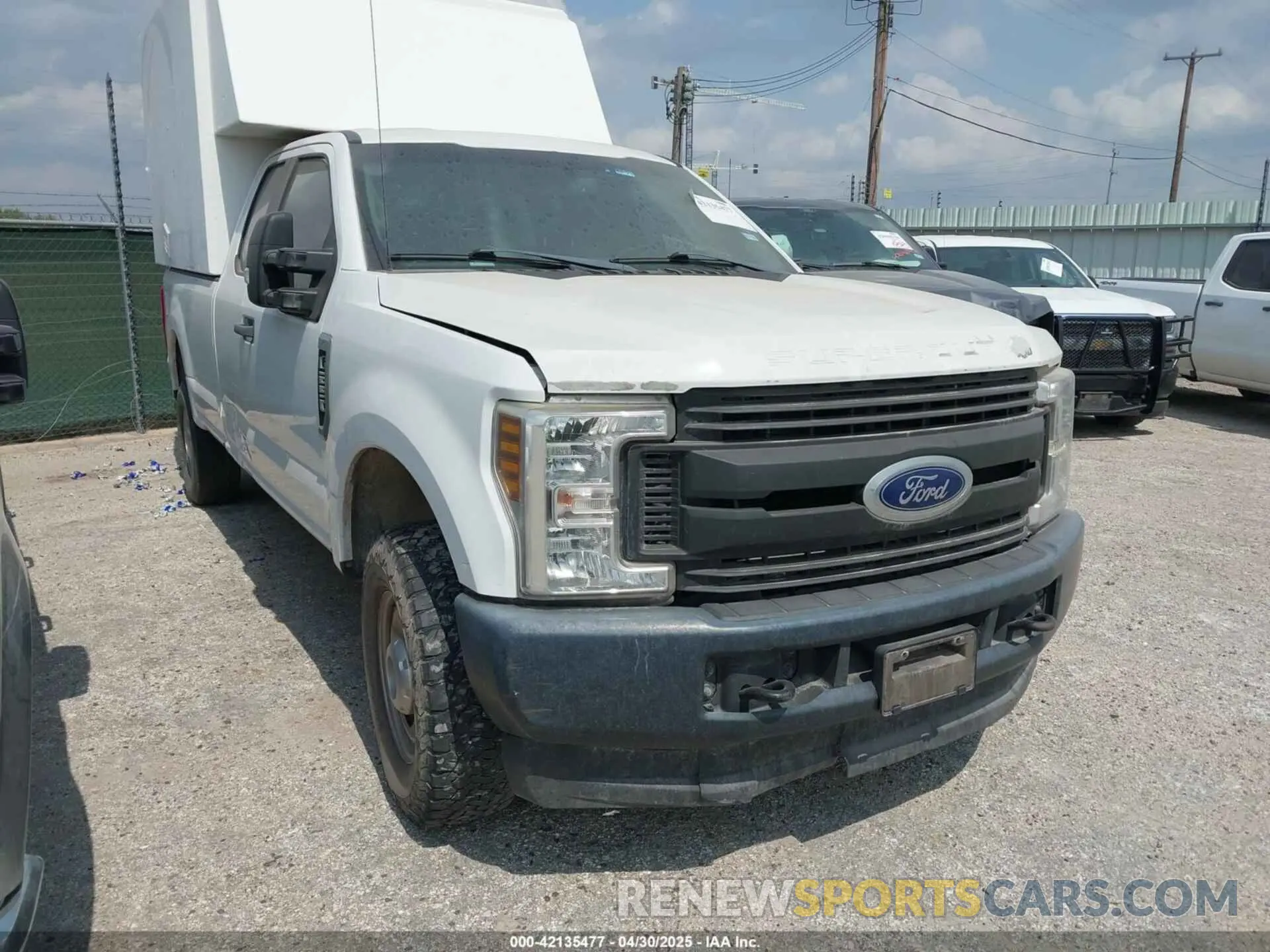 1 Photograph of a damaged car 1FT7X2B67KEC10592 FORD F-250 2019