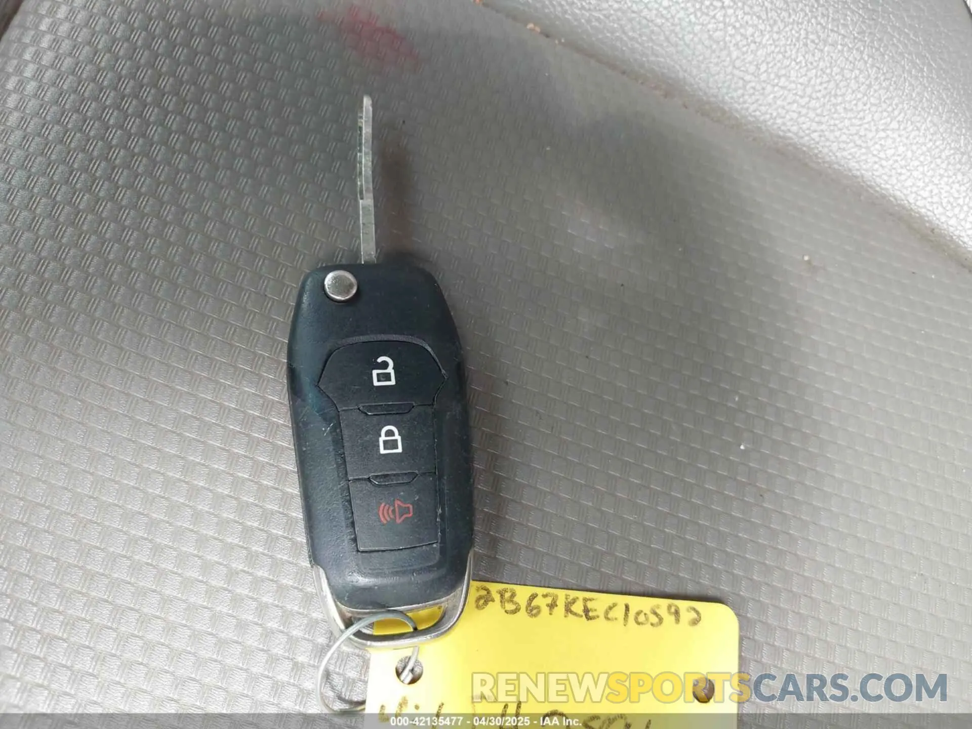11 Photograph of a damaged car 1FT7X2B67KEC10592 FORD F-250 2019
