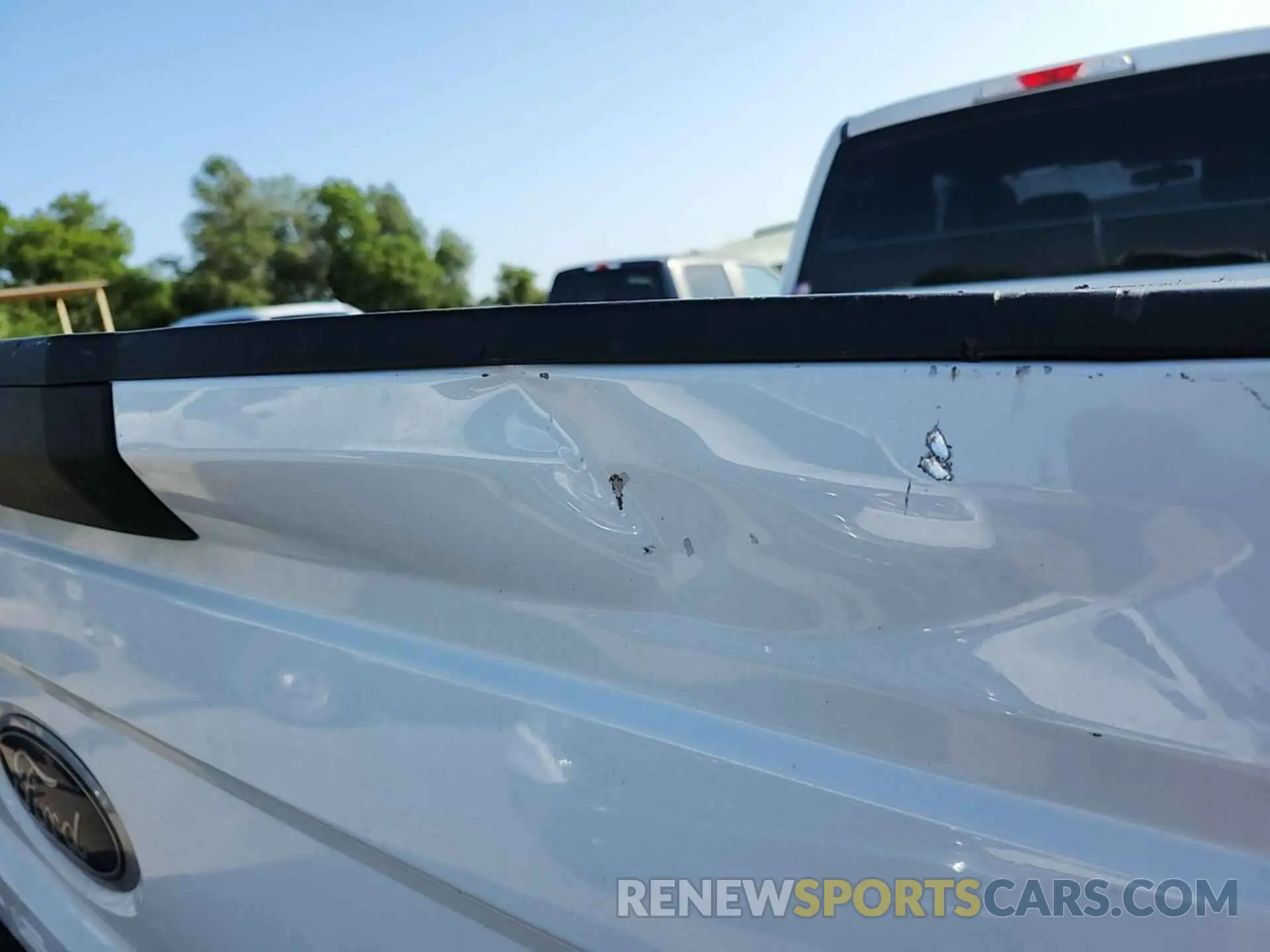 15 Photograph of a damaged car 1FT7X2B68KEE27486 FORD F-250 2019