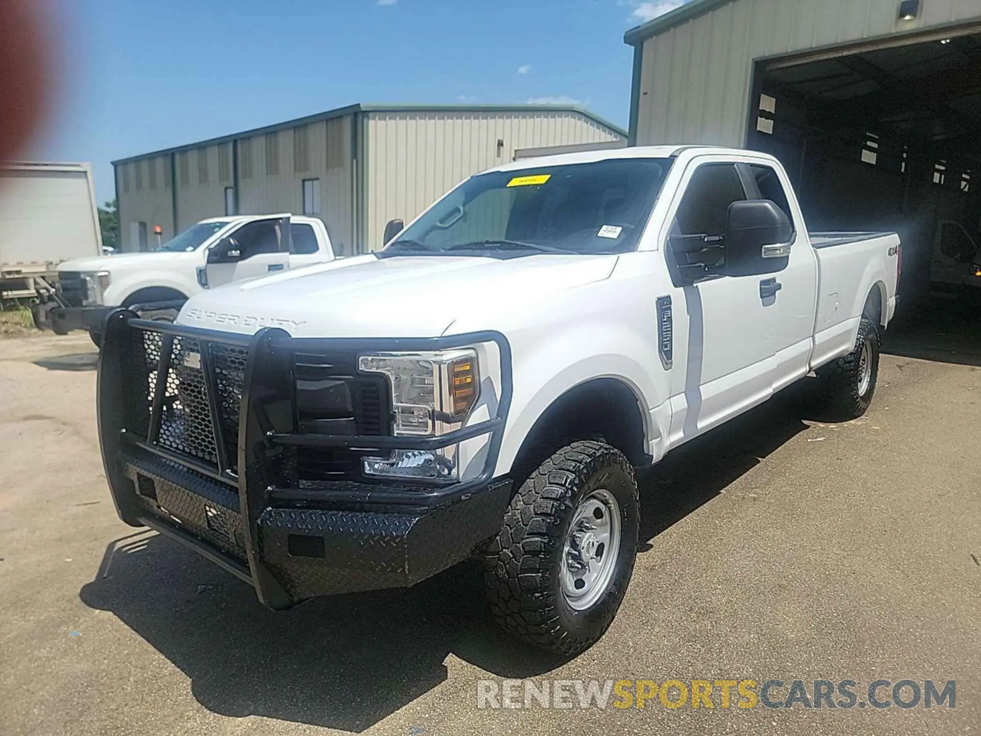 16 Photograph of a damaged car 1FT7X2B68KEE27486 FORD F-250 2019