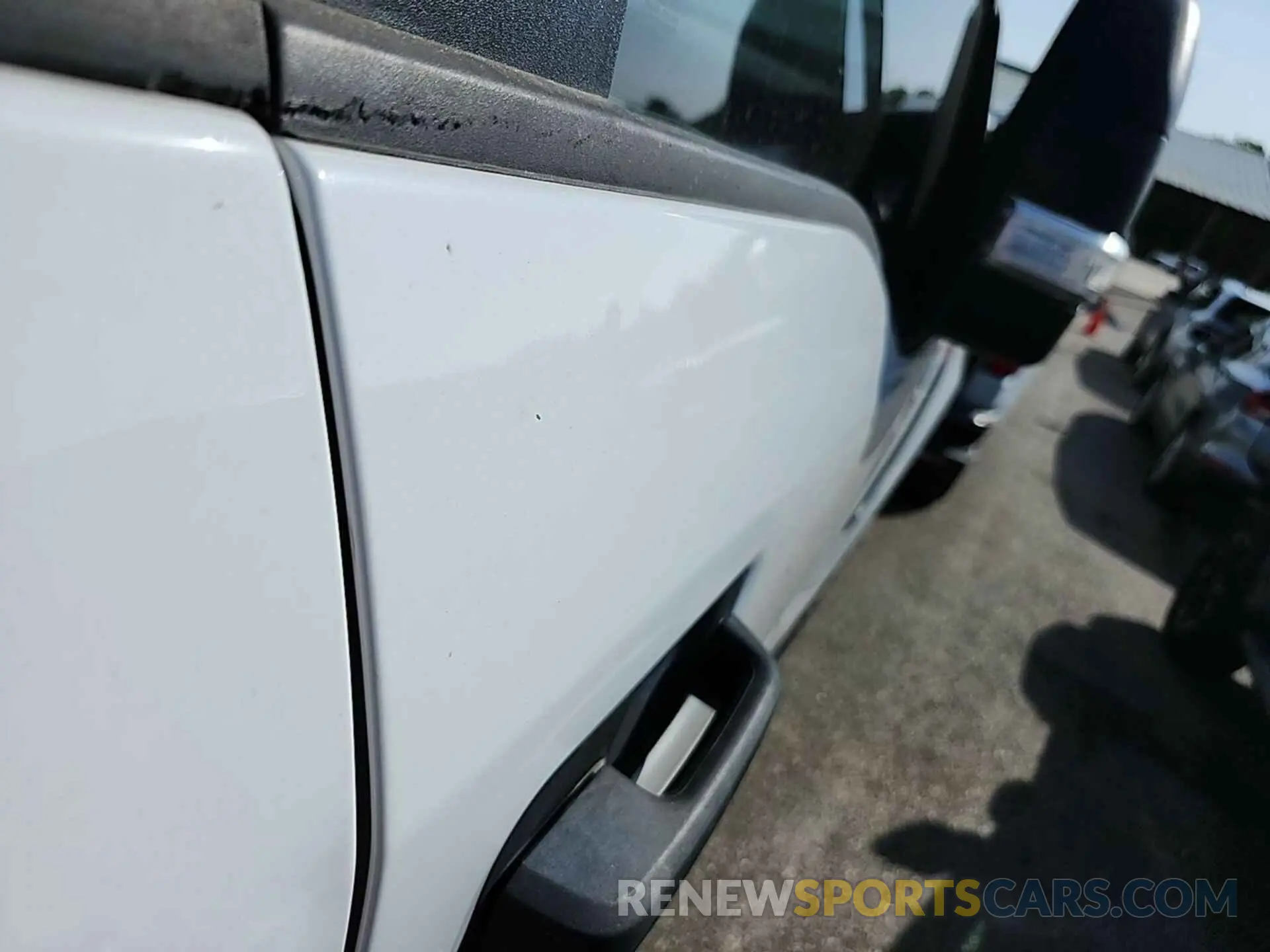 21 Photograph of a damaged car 1FT7X2B68KEE27486 FORD F-250 2019