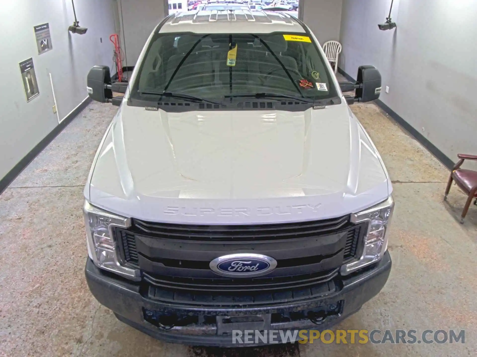 7 Photograph of a damaged car 1FT7X2B69KEC33338 FORD F-250 2019