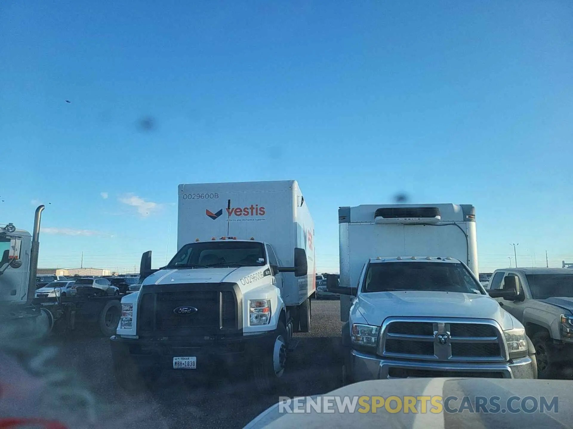 34 Photograph of a damaged car 1FT7X2B6XKED01341 FORD F-250 2019