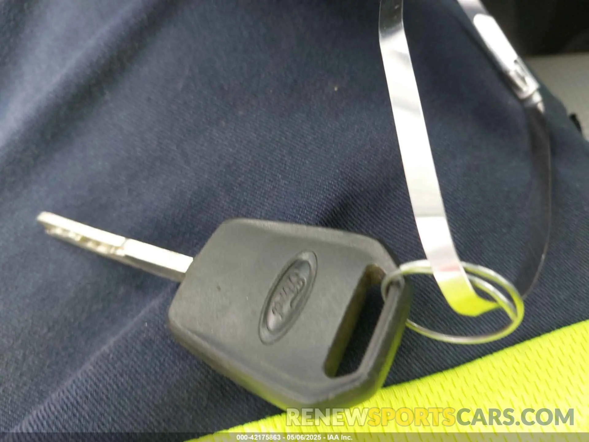 11 Photograph of a damaged car 1FTBF2A65KEC61863 FORD F-250 2019