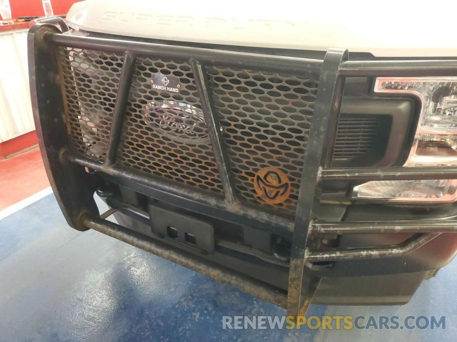 9 Photograph of a damaged car 1FT7W2B62LEC75256 FORD F-250 2020