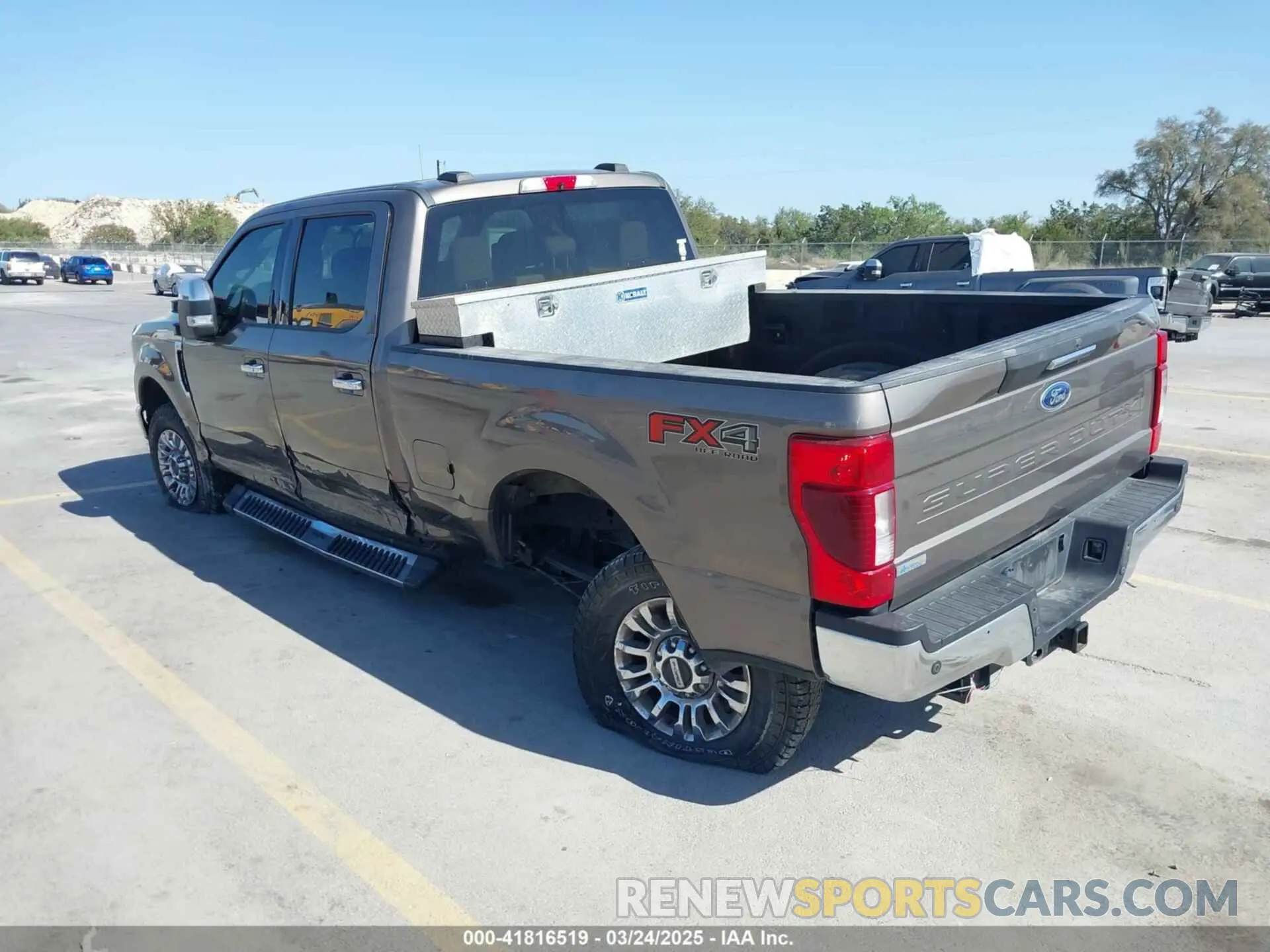 3 Photograph of a damaged car 1FT7W2B62LEE05827 FORD F-250 2020