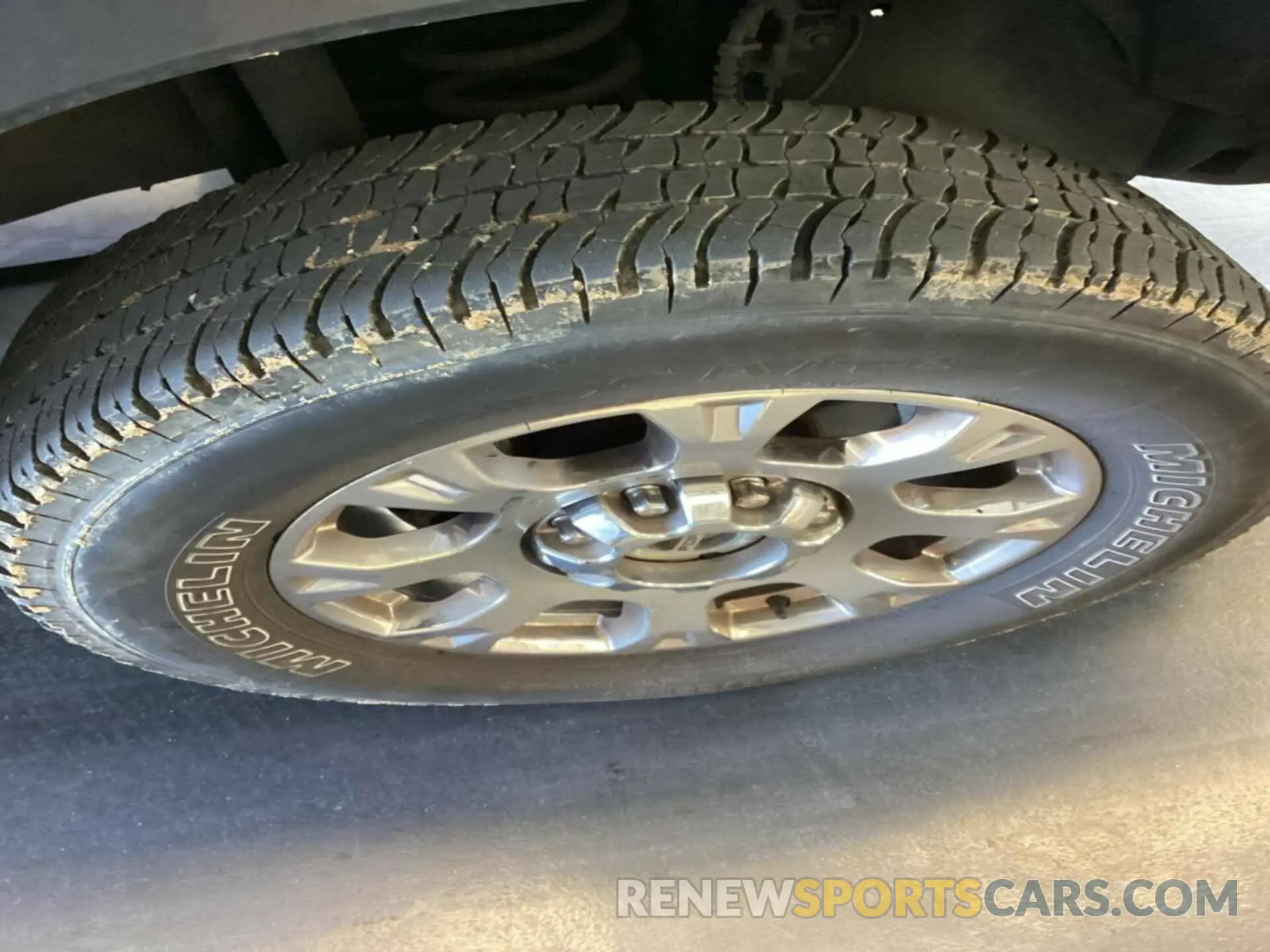 17 Photograph of a damaged car 1FT7W2B66LEC31387 FORD F-250 2020