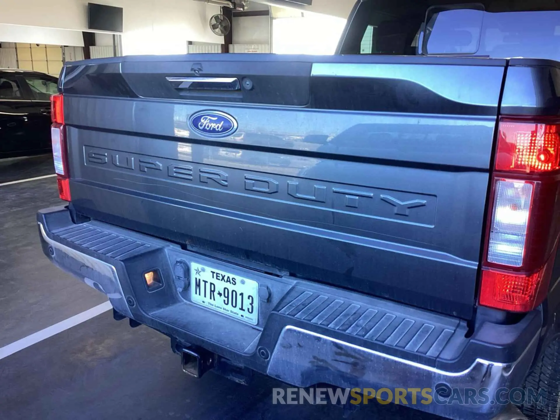 27 Photograph of a damaged car 1FT7W2B66LEC31387 FORD F-250 2020