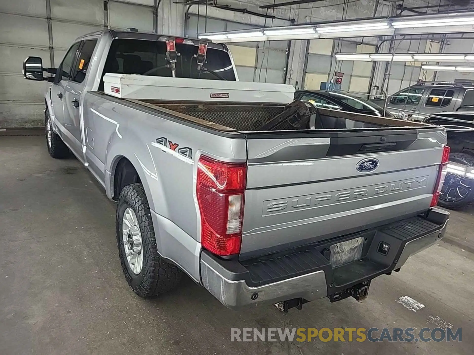 19 Photograph of a damaged car 1FT7W2B66LED71035 FORD F-250 2020