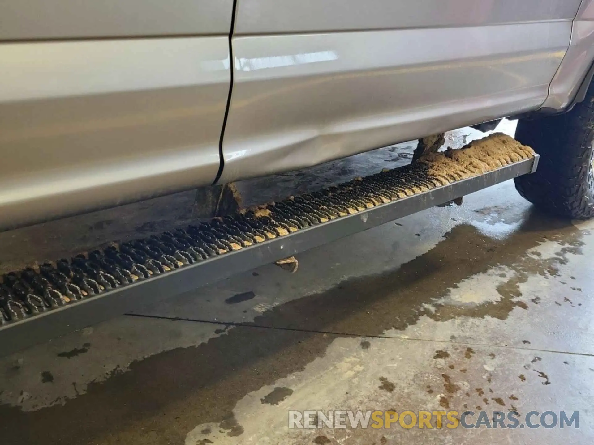 2 Photograph of a damaged car 1FT7W2B66LED71035 FORD F-250 2020