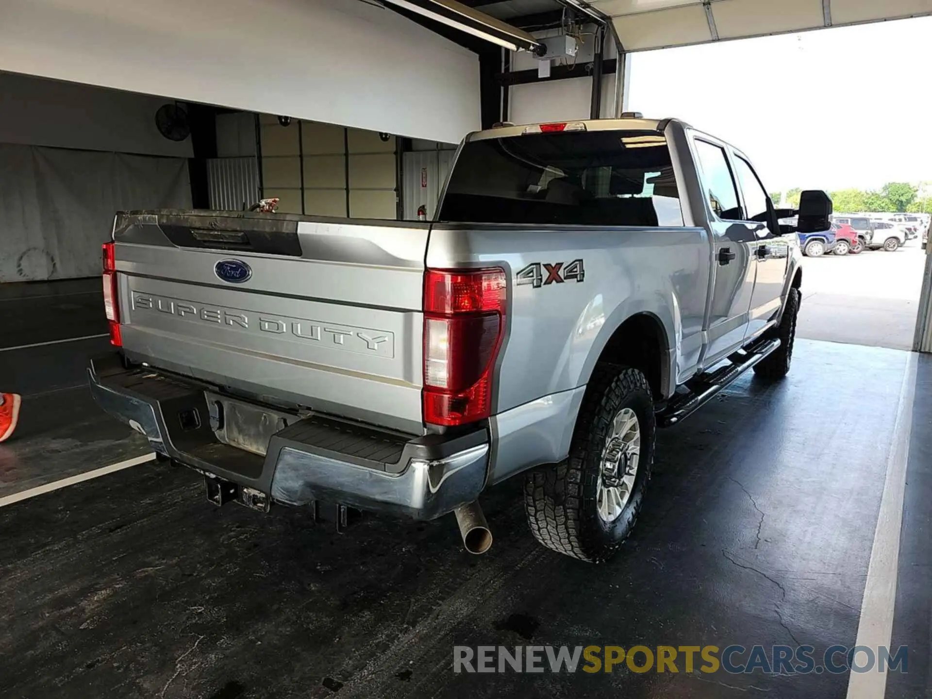 4 Photograph of a damaged car 1FT7W2B67LED71027 FORD F-250 2020