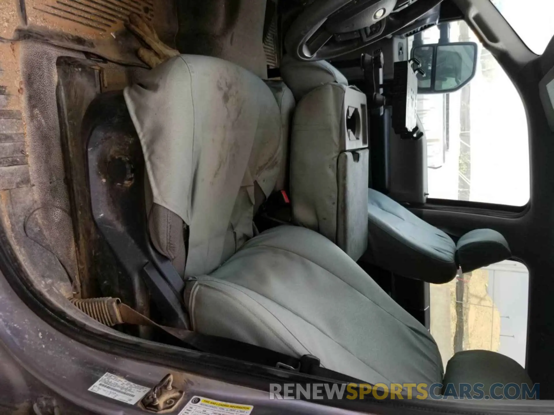 10 Photograph of a damaged car 1FT7W2B68LED41647 FORD F-250 2020