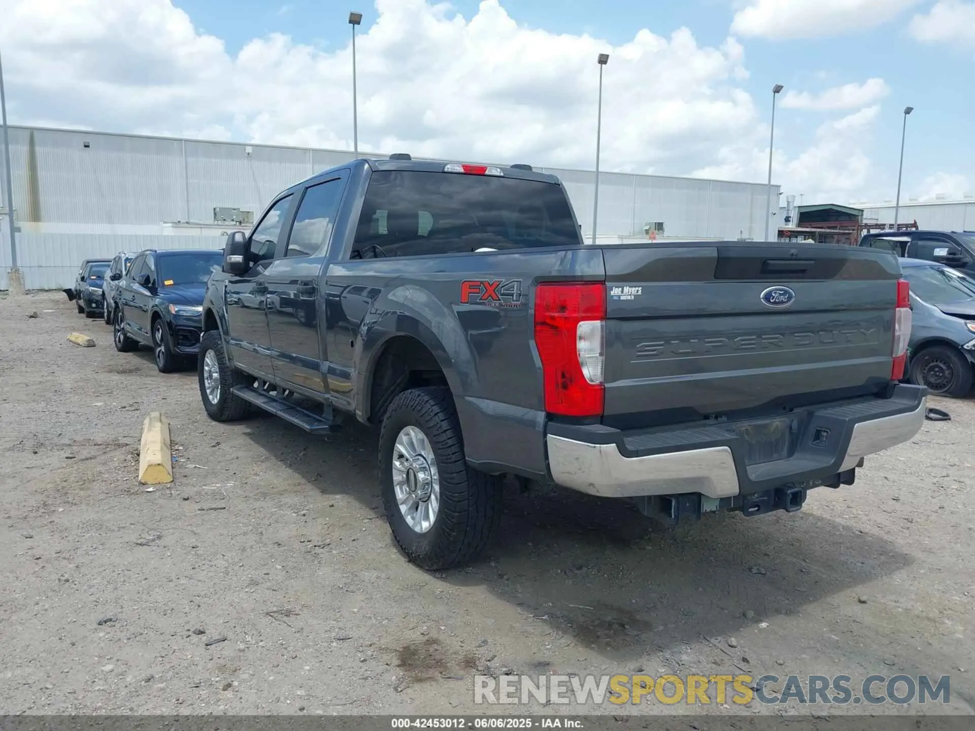 3 Photograph of a damaged car 1FT7W2B6XLEE74863 FORD F-250 2020