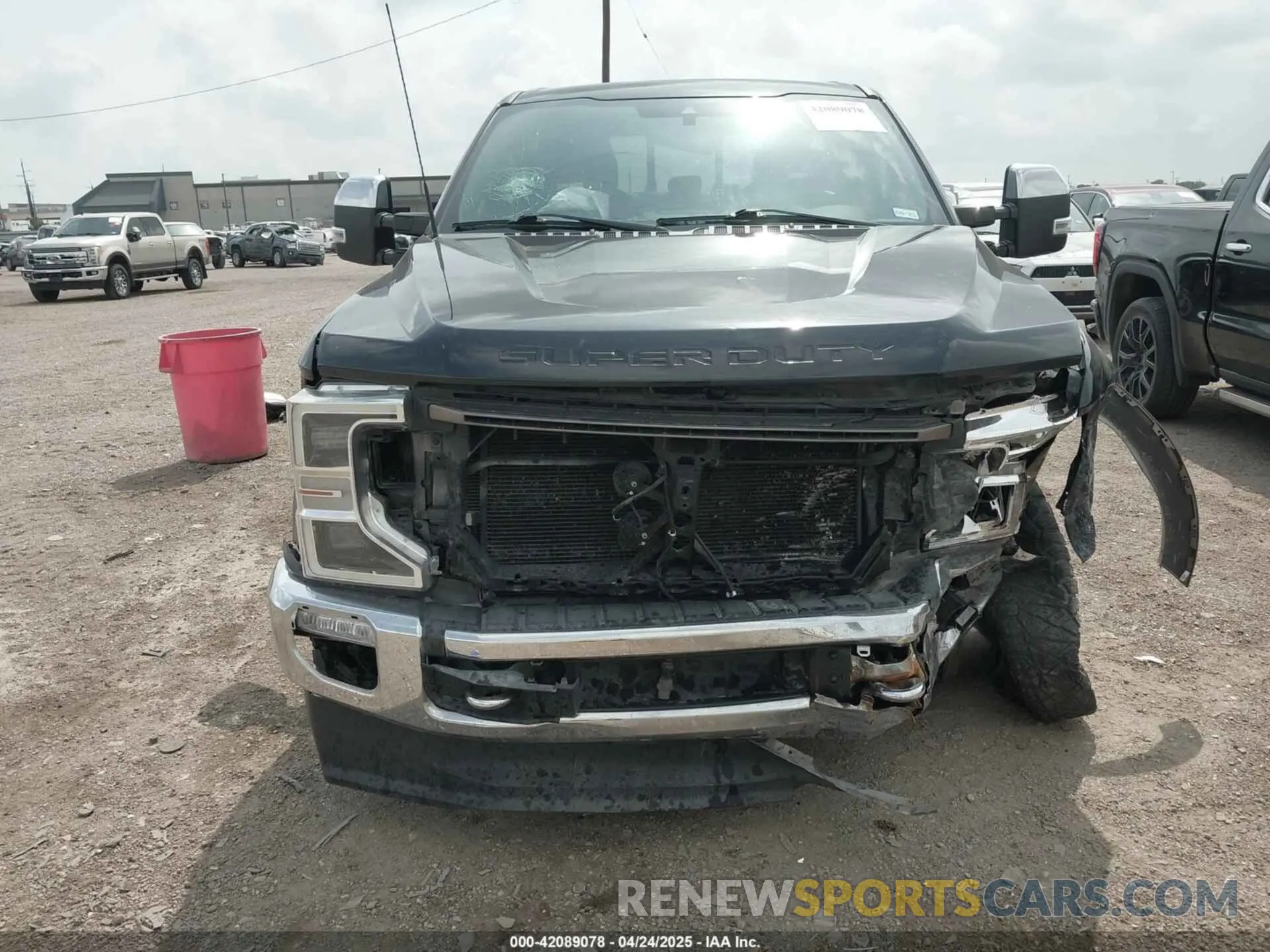 13 Photograph of a damaged car 1FT7W2BT0LEC19290 FORD F-250 2020