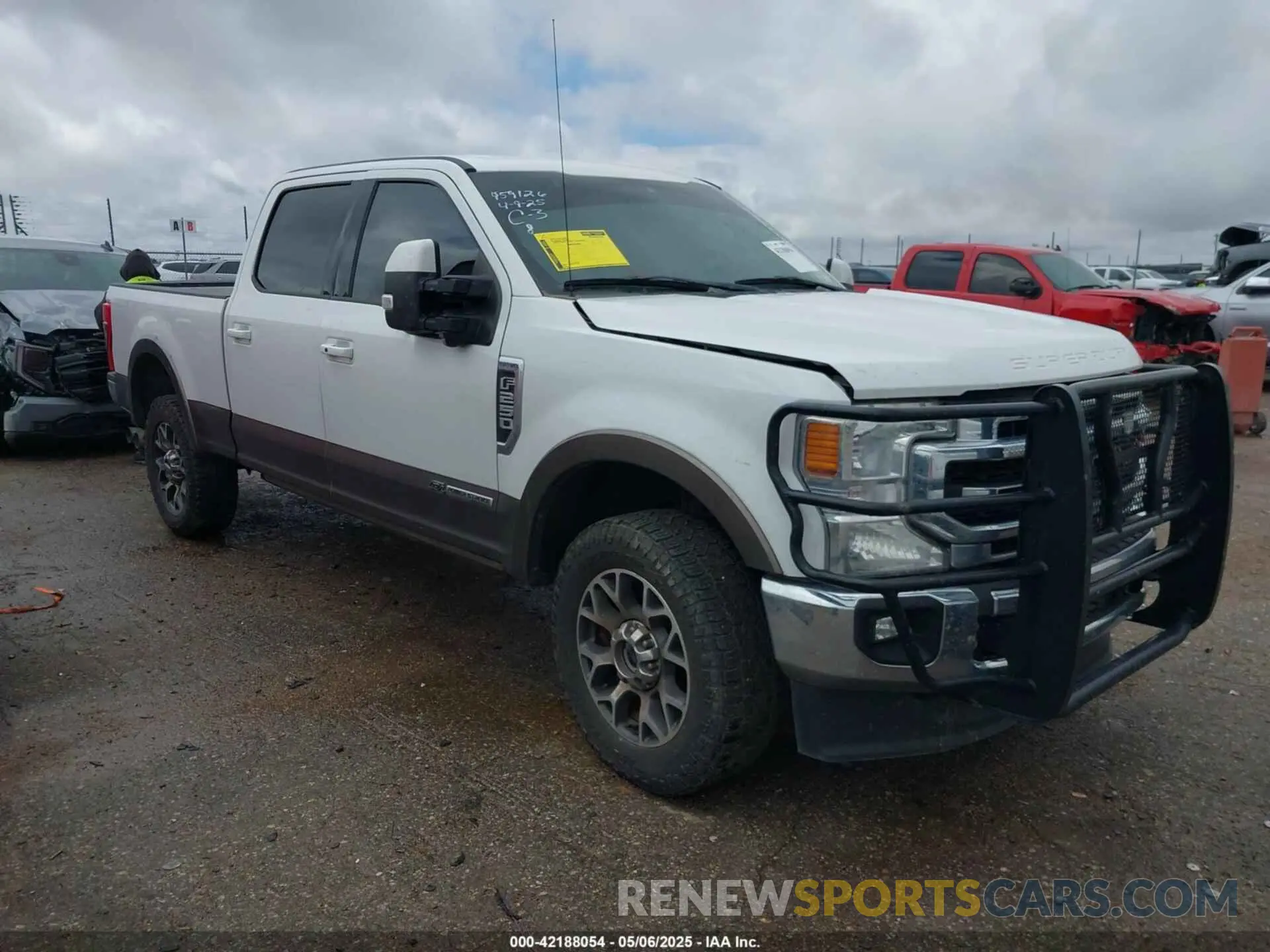 1 Photograph of a damaged car 1FT7W2BT2LEC28122 FORD F-250 2020