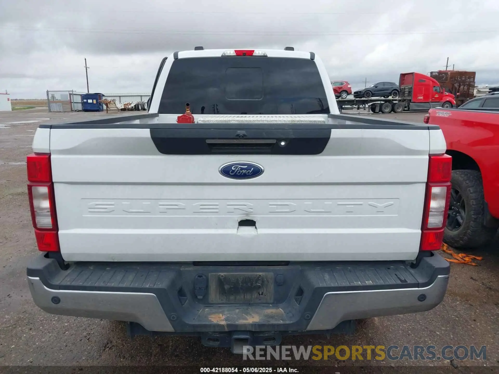 17 Photograph of a damaged car 1FT7W2BT2LEC28122 FORD F-250 2020