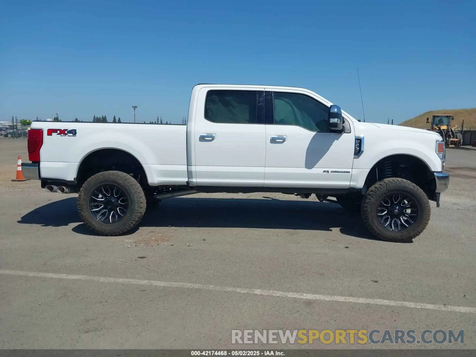 13 Photograph of a damaged car 1FT7W2BT2LEC89812 FORD F-250 2020