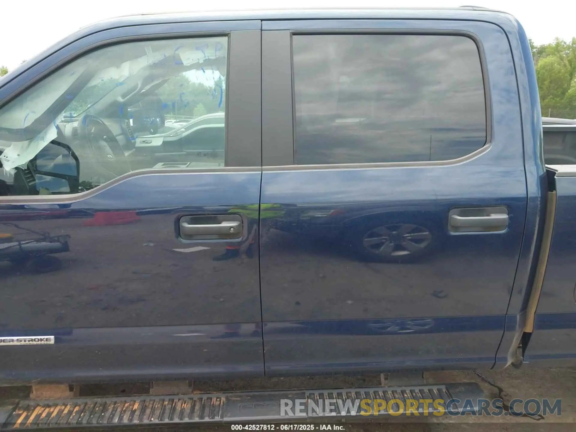 14 Photograph of a damaged car 1FT7W2BT2LED58451 FORD F-250 2020