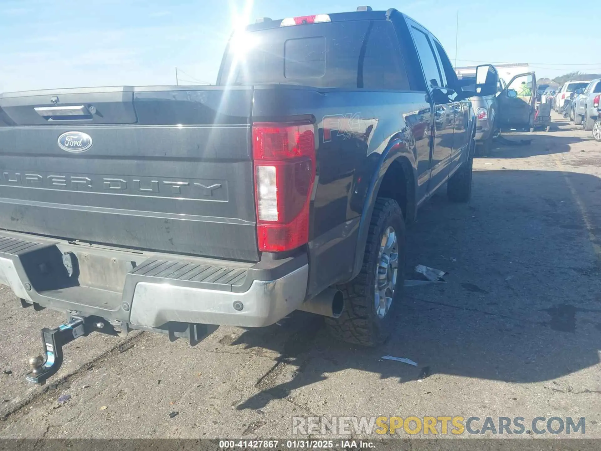 4 Photograph of a damaged car 1FT7W2BT2LEE43659 FORD F-250 2020
