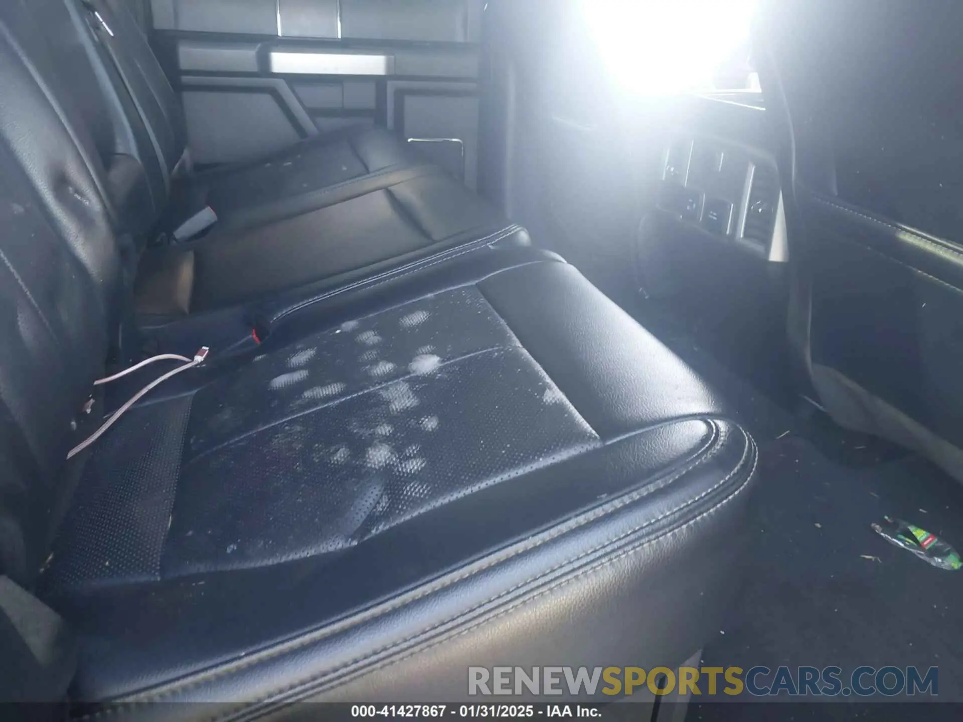 8 Photograph of a damaged car 1FT7W2BT2LEE43659 FORD F-250 2020