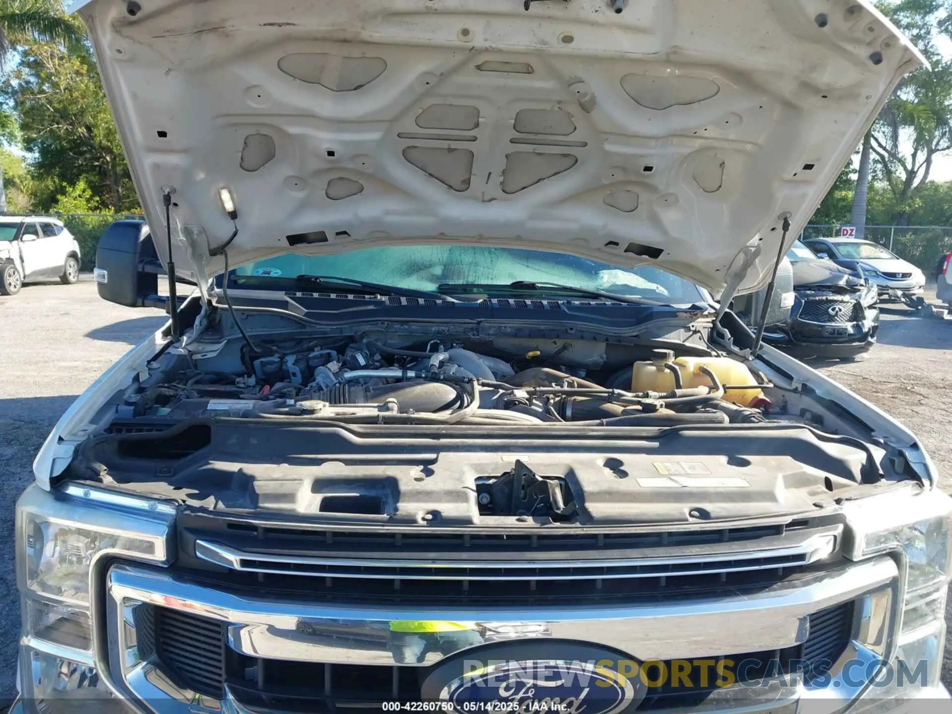 10 Photograph of a damaged car 1FT7W2BT3LEC85719 FORD F-250 2020