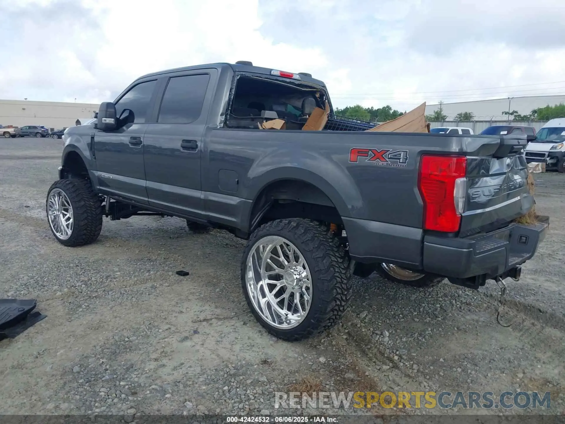 3 Photograph of a damaged car 1FT7W2BT4LEE65632 FORD F-250 2020