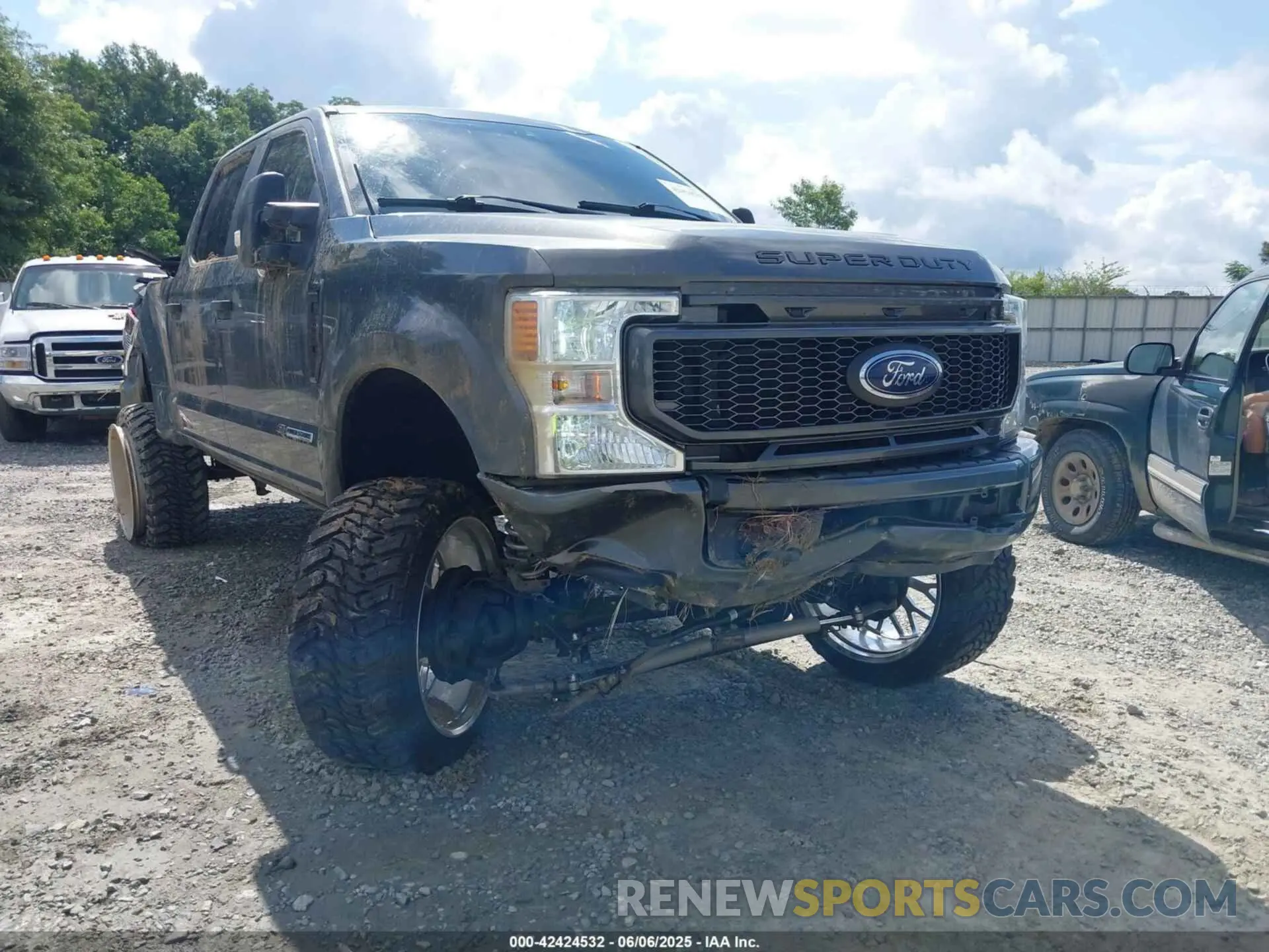 6 Photograph of a damaged car 1FT7W2BT4LEE65632 FORD F-250 2020