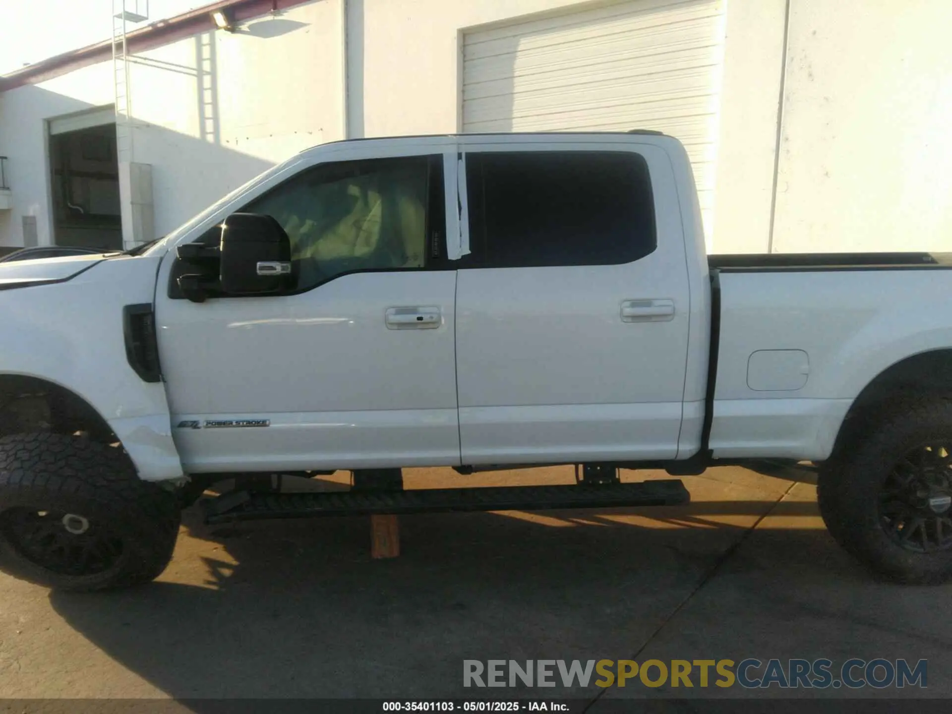 14 Photograph of a damaged car 1FT7W2BT5LEE82519 FORD F-250 2020
