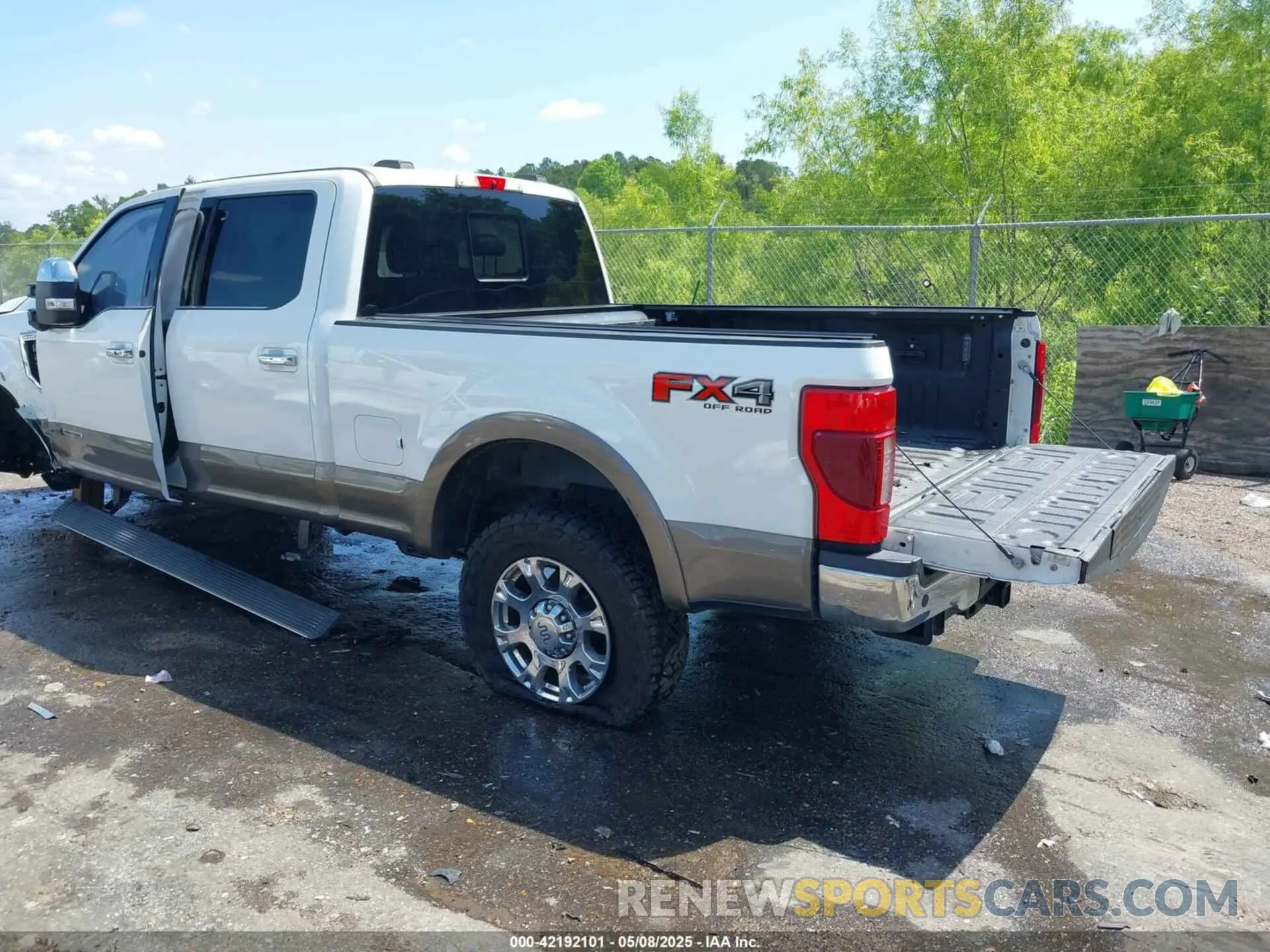 3 Photograph of a damaged car 1FT7W2BT6LEC59468 FORD F-250 2020